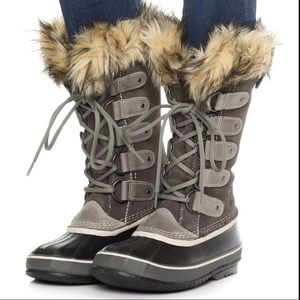 Sorel Joan of Arctic Boots
